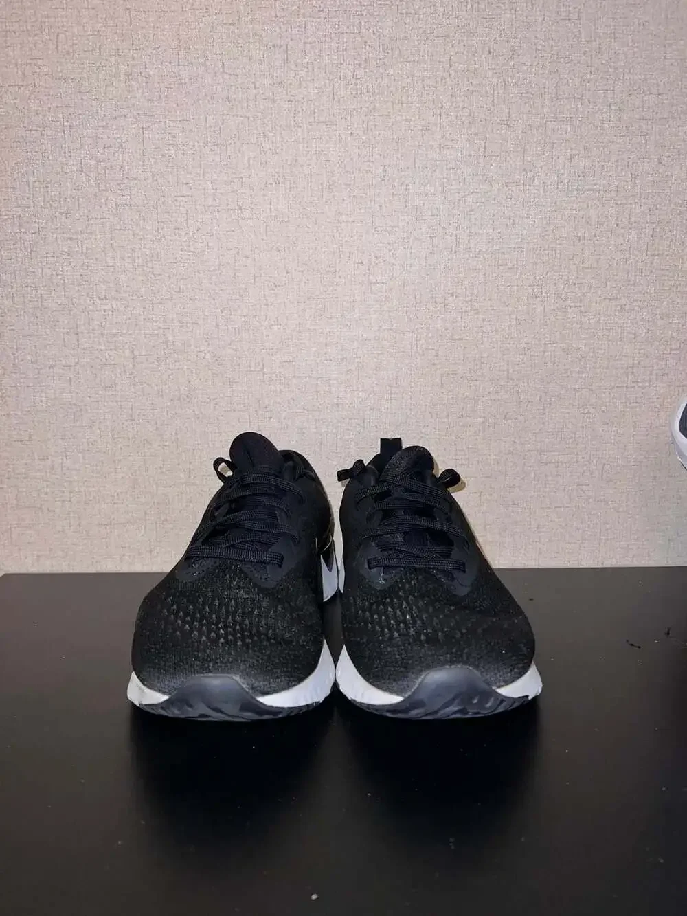 Nike Odyssey React Black Metallic Gold AO9820-011 Size 10